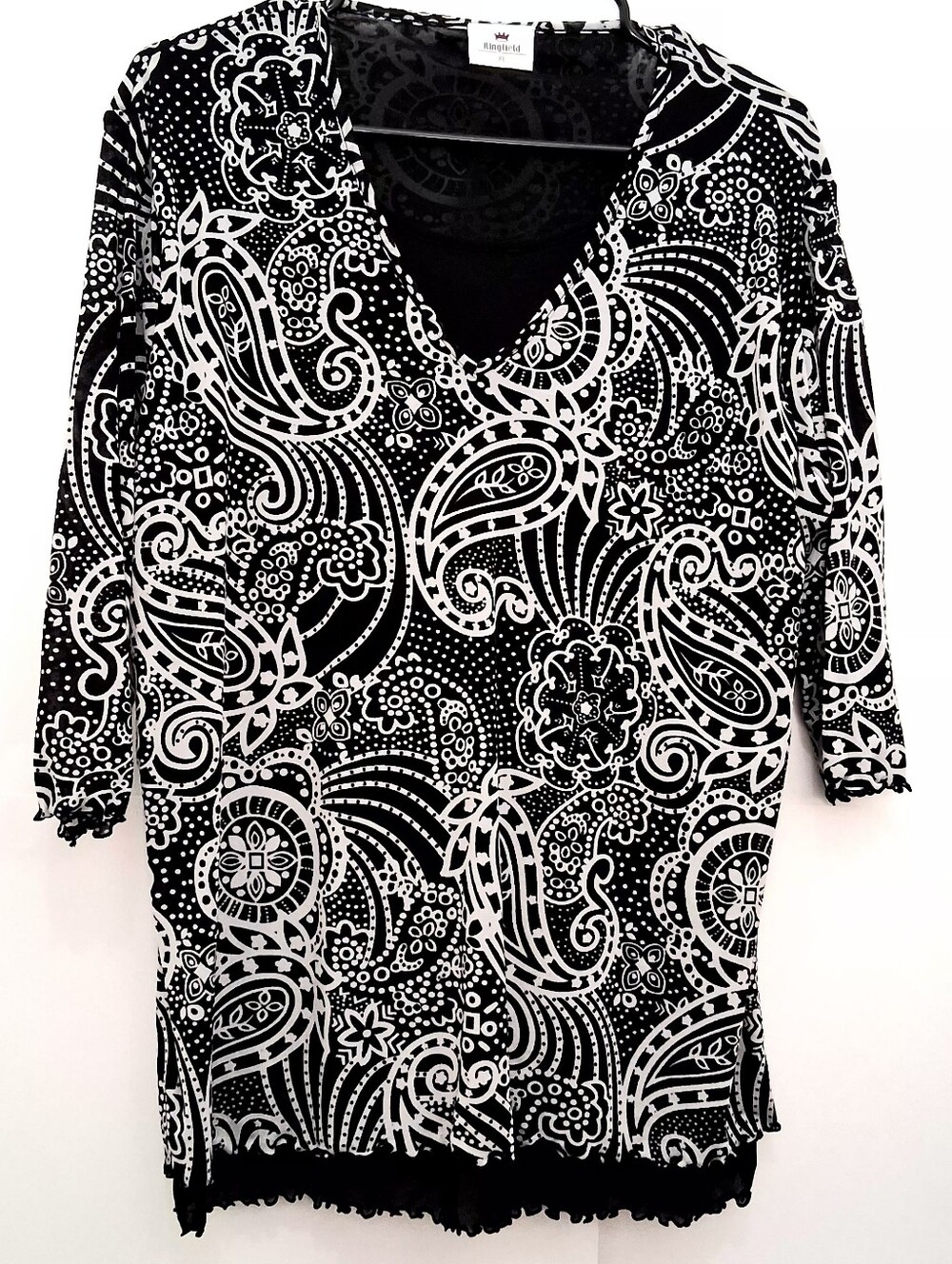 KINGFIELD Women’s Black & White Paisley V-Neck Blouse Size XL